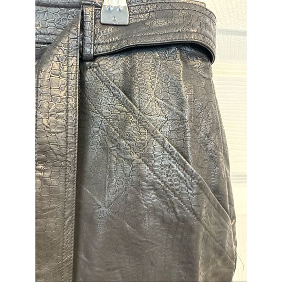 Stella Luce Black Vegan Leather Skirt - Picture 4 of 10